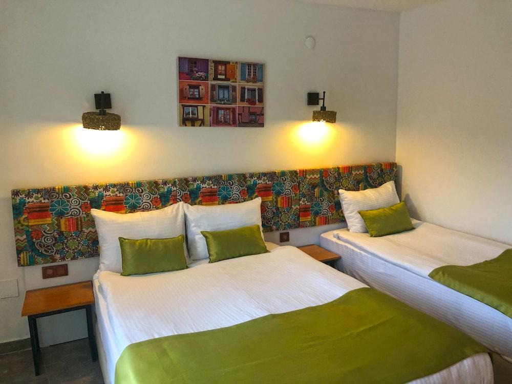 Butikhan Hotel Гюндоган Екстериор снимка