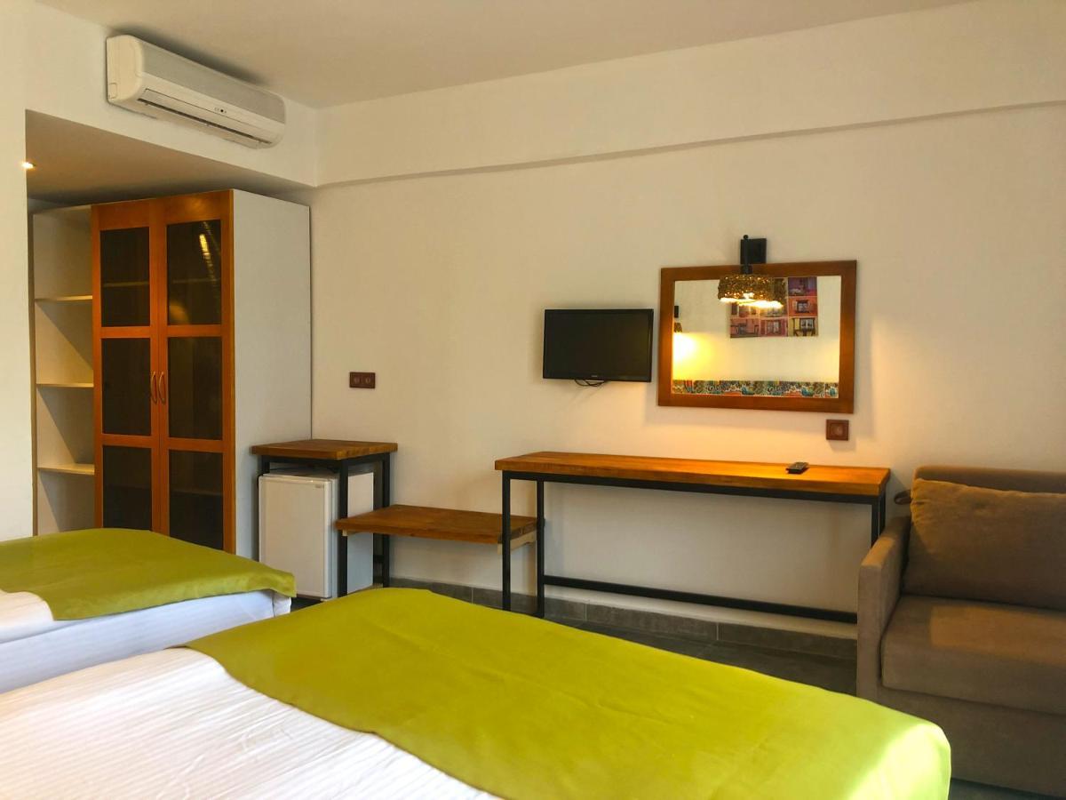 Butikhan Hotel Гюндоган Екстериор снимка